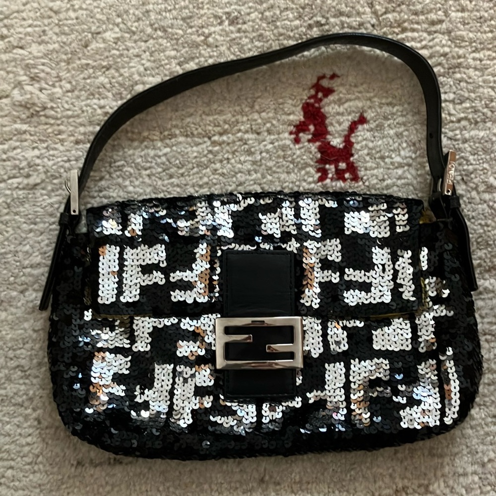 AUTHENTIC FENDI SEQUIN FF RARE!! VINTAGE BAGUETTE BAG!! SEX AND THE CITY!!